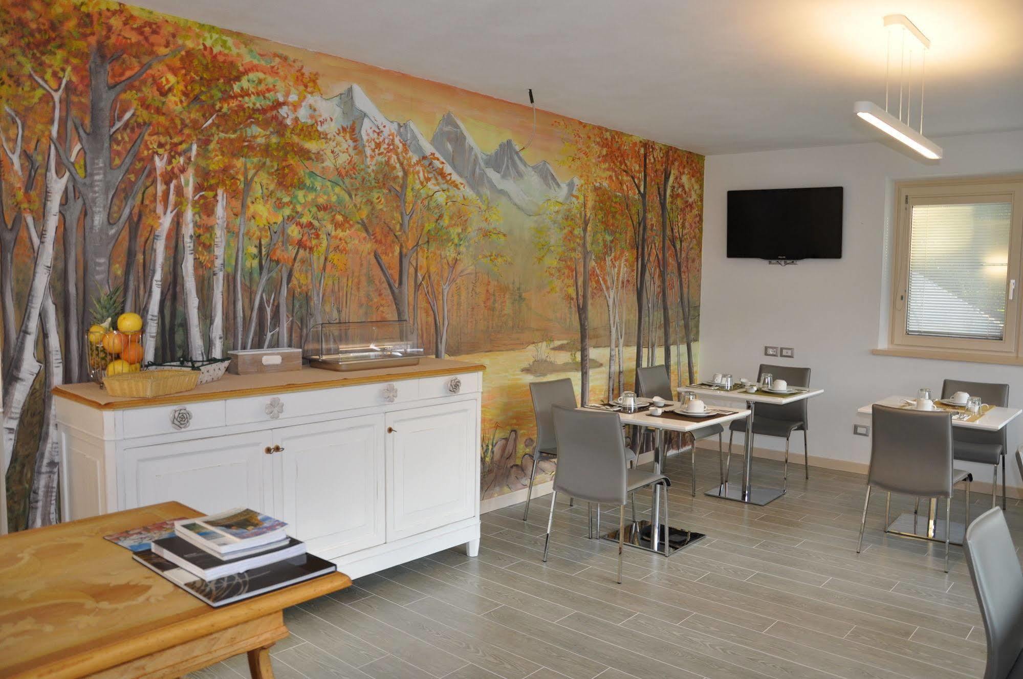 Affittacamere Rubino Guest House Ponte nellʼAlpi Exterior foto